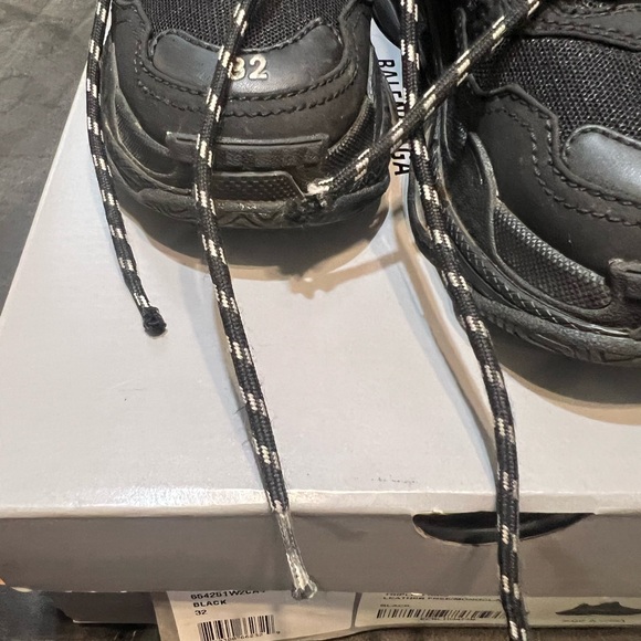 Kids balenciaga triple s size 32 - Picture 11 of 13